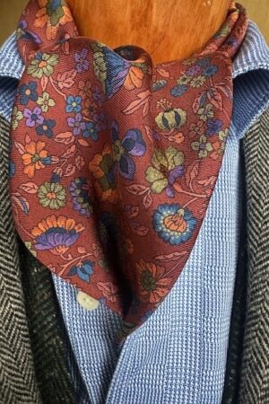 Schalkrawatte Büste Blume Rost