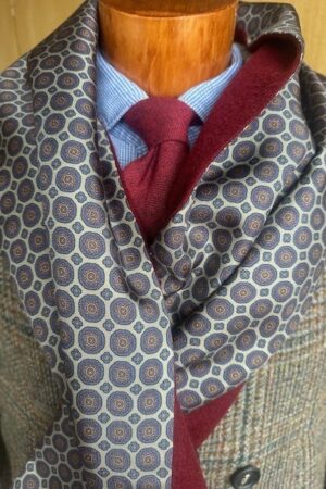 Abseitenschal Büste Bordo