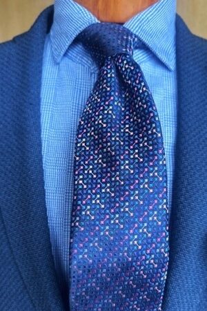 Büste Krawatte Klein Navy